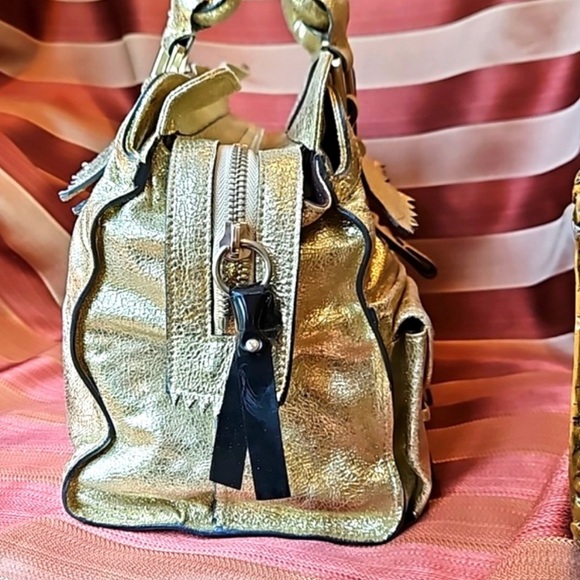 NWT CHLOÉ Elvire Cinkled Gold Leaf Leather Handbag - Picture 3 of 14